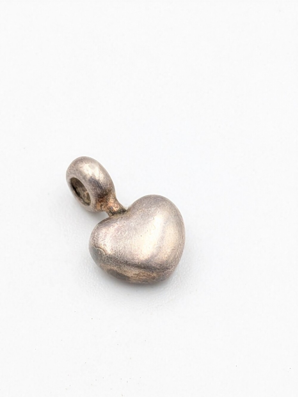 Vintage 925 sterling silver teeny tiny heart pendant